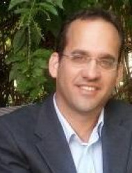 Dr. Gur Zak